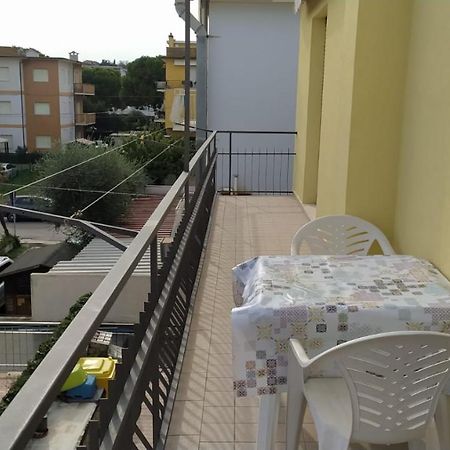 Appartamento Marcella A Due Passi Dal Mare Marcelli Exteriör bild