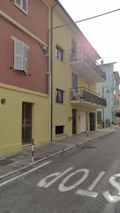 Appartamento Marcella A Due Passi Dal Mare Marcelli Exteriör bild