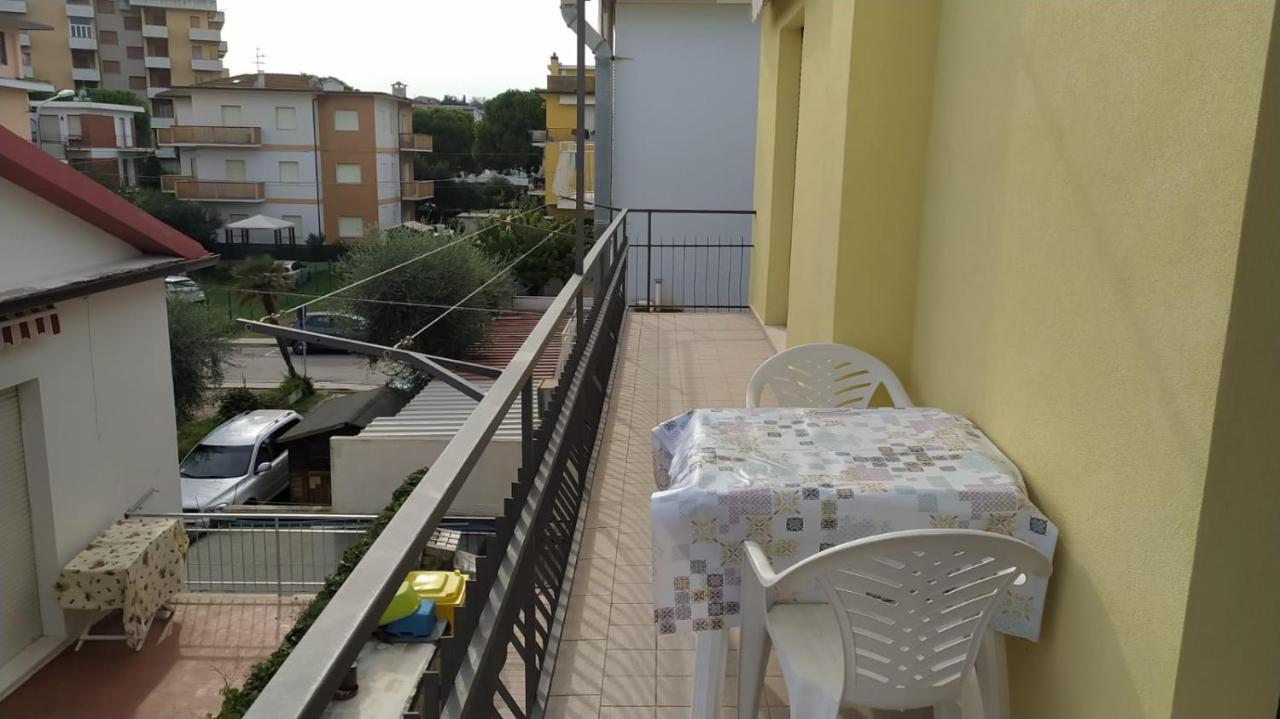 Appartamento Marcella A Due Passi Dal Mare Marcelli Exteriör bild